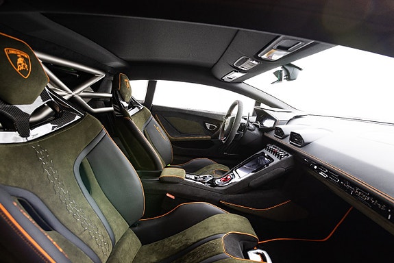 Lamborghini Huracan 16 of 30
