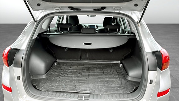 Hyundai Tucson 10 of 12