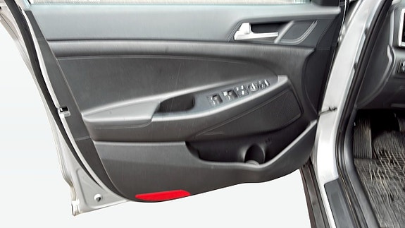 Hyundai Tucson 11 of 12