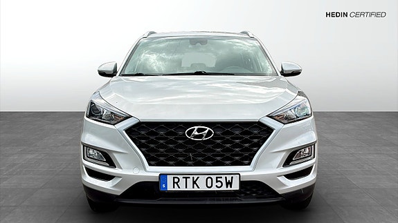 Hyundai Tucson 8 of 12