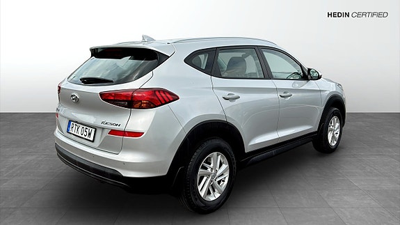 Hyundai Tucson 2 of 12