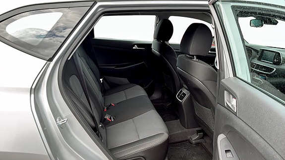 Hyundai Tucson 5 of 12