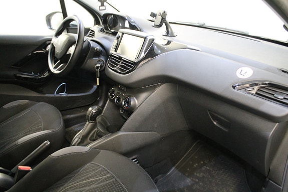Peugeot 208 6 of 13