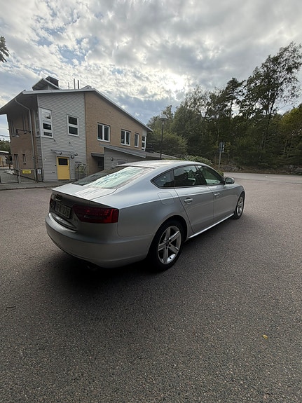 Audi A5 3 of 9