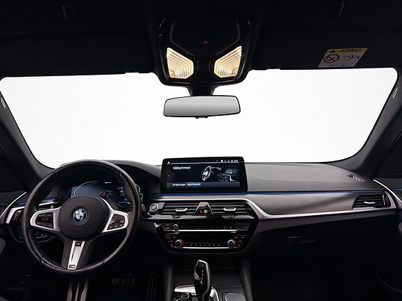 BMW 530e 16 of 30