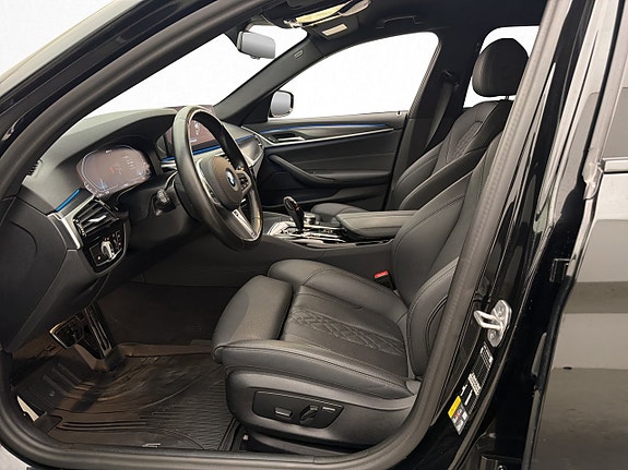 BMW 530e 10 of 30
