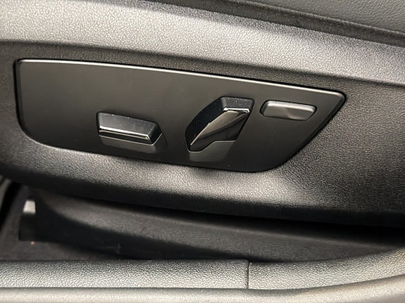 BMW 530e 11 of 30