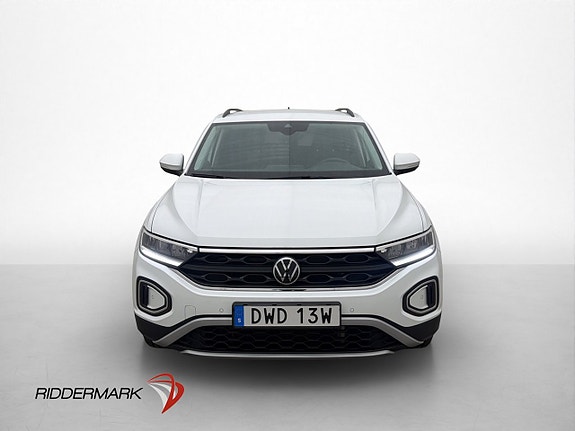 Volkswagen T-Roc 2 of 27