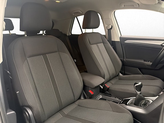 Volkswagen T-Roc 20 of 27