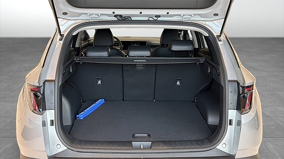 Hyundai Tucson 10 of 12