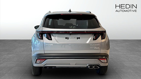 Hyundai Tucson 7 of 12