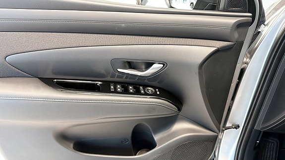 Hyundai Tucson 11 of 12