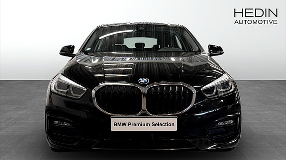 BMW 118i 8 of 14
