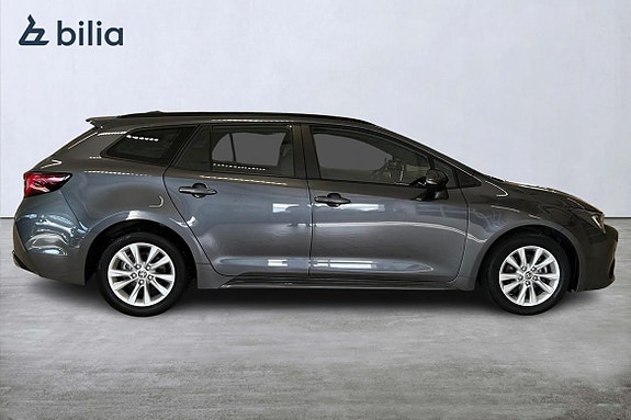 Toyota Corolla 18 of 21