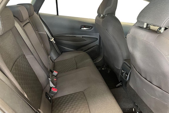 Toyota Corolla 9 of 21