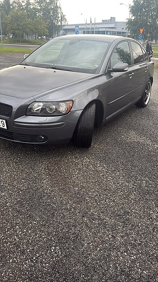 Volvo S40 6 of 6