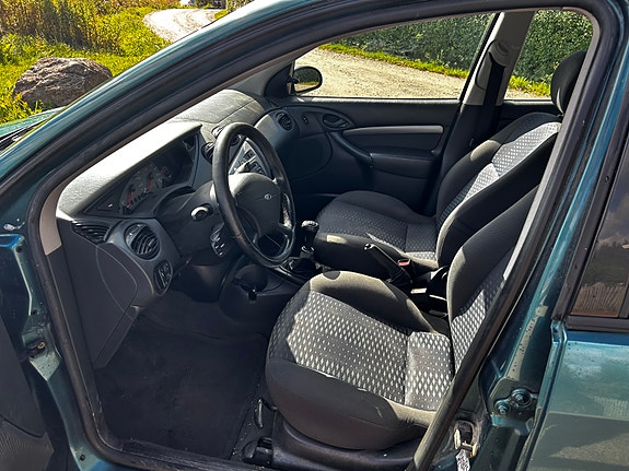 Ford Focus 4 of 4
