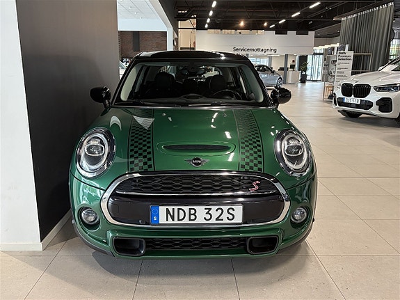 MINI Cooper 2 of 14