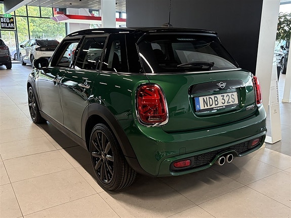 MINI Cooper 3 of 14