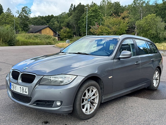 BMW 318i 3 of 25