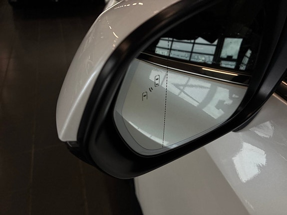 Lexus NX350h 20 of 26