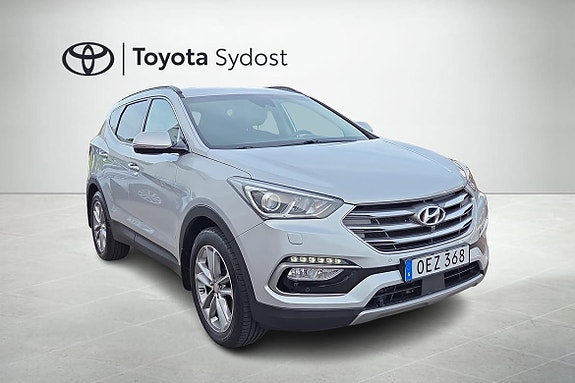 Hyundai Santa Fe 18 of 23