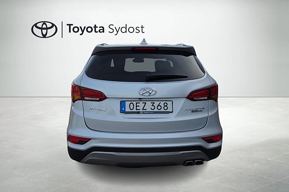 Hyundai Santa Fe 4 of 23