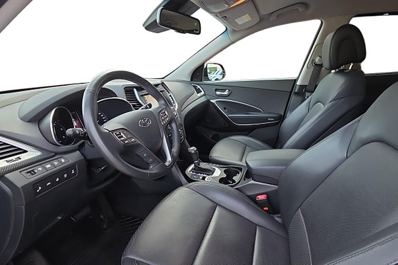 Hyundai Santa Fe 11 of 23