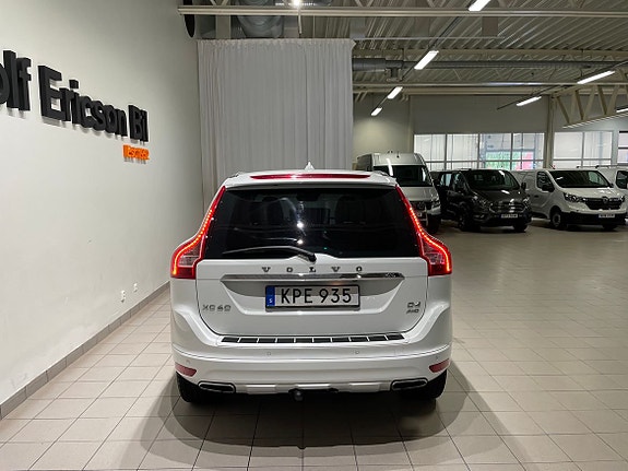 Volvo XC60 4 of 12