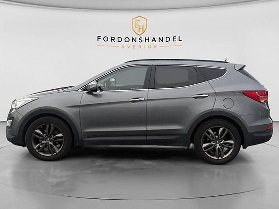 Hyundai Santa Fe 8 of 17