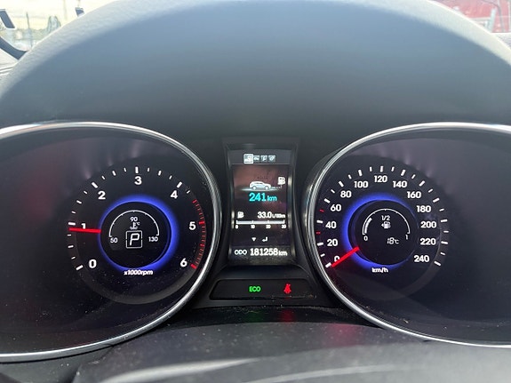 Hyundai Santa Fe 15 of 17