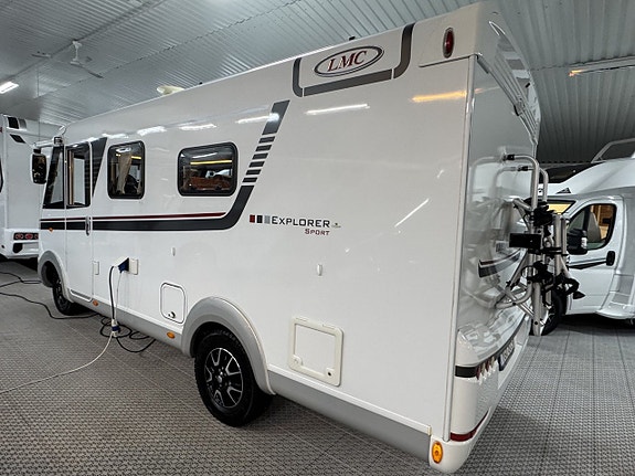 LMC I615 Explorer Sport 3 of 14