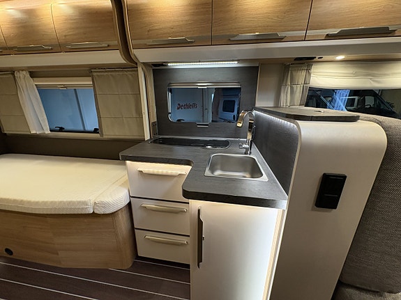 Knaus Sky TI Platinum Selection 700 MEB TOA BAK 11 of 17