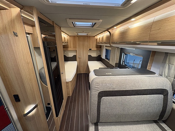 Knaus Sky TI Platinum Selection 700 MEB TOA BAK 7 of 17