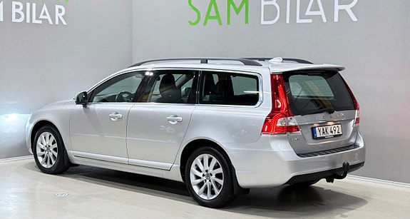 Volvo V70 6 of 19