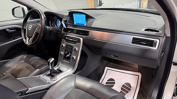 Volvo V70 14 of 19