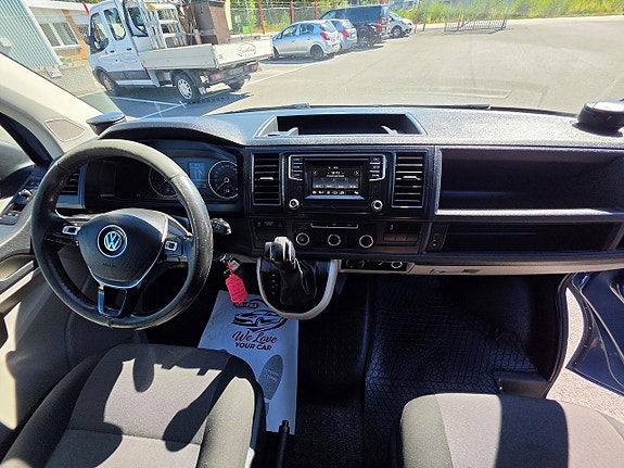 Volkswagen Transporter 17 of 20
