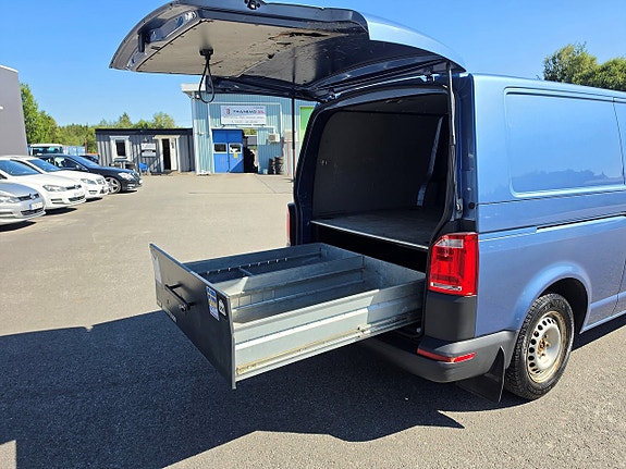 Volkswagen Transporter 10 of 20
