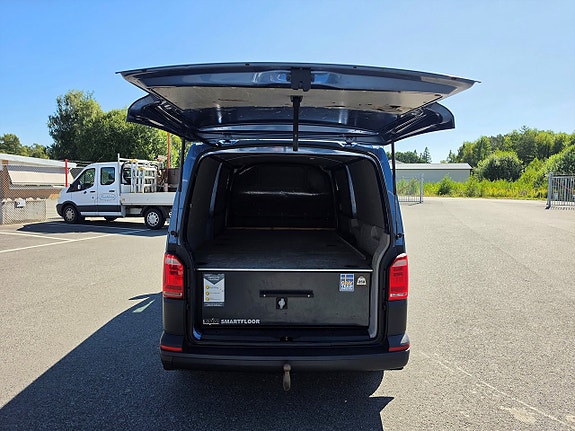 Volkswagen Transporter 7 of 20