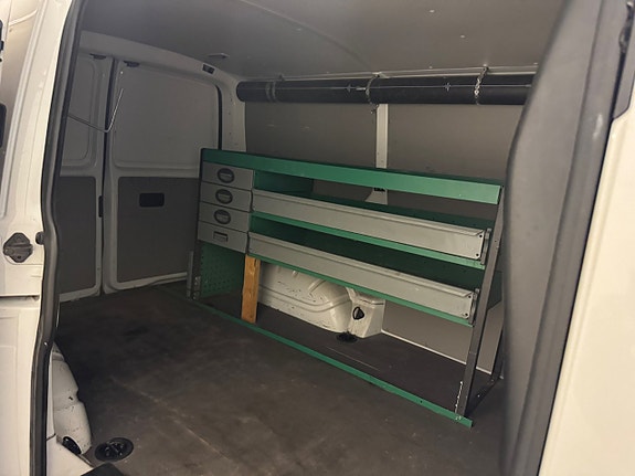Volkswagen Transporter 6 of 11