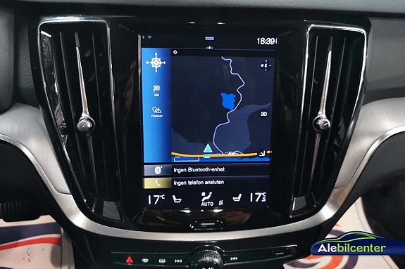 Volvo V60 Cross Country 10 of 13