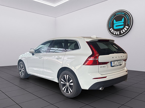 Volvo XC60 5 of 21