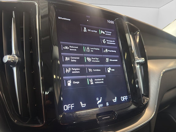 Volvo XC60 15 of 21