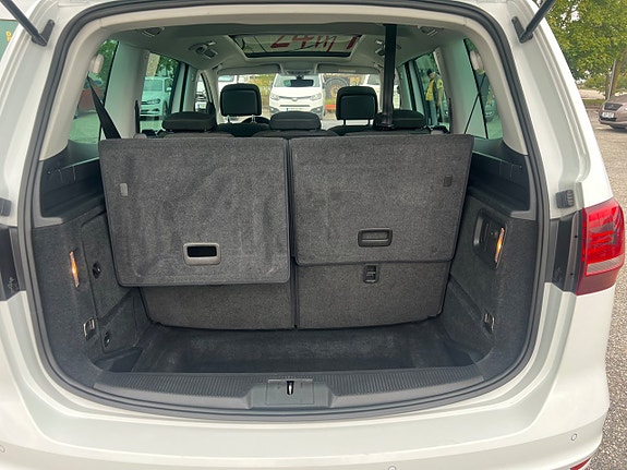 Volkswagen Sharan 12 of 12