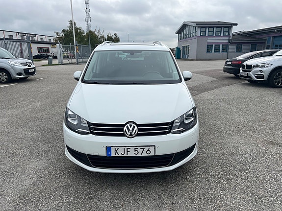 Volkswagen Sharan 2 of 12