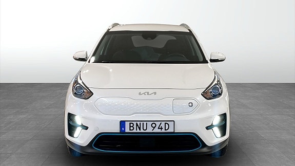 Kia e-Niro 8 of 12