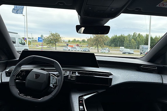 Peugeot 5008 6 of 9