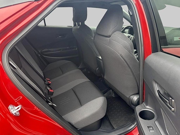 Toyota C-HR 7 of 19