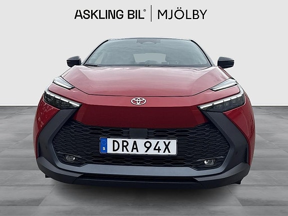 Toyota C-HR 5 of 19
