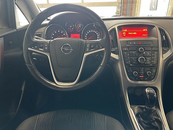 Opel Astra 10 of 20